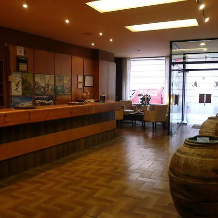 Hotel Pradas